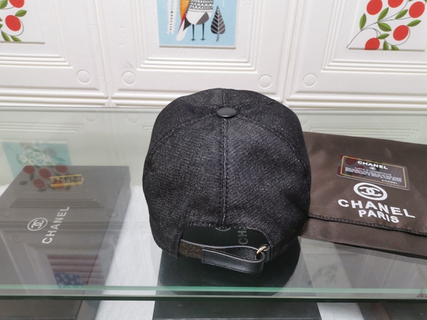 ブランド帽子側面デザイン